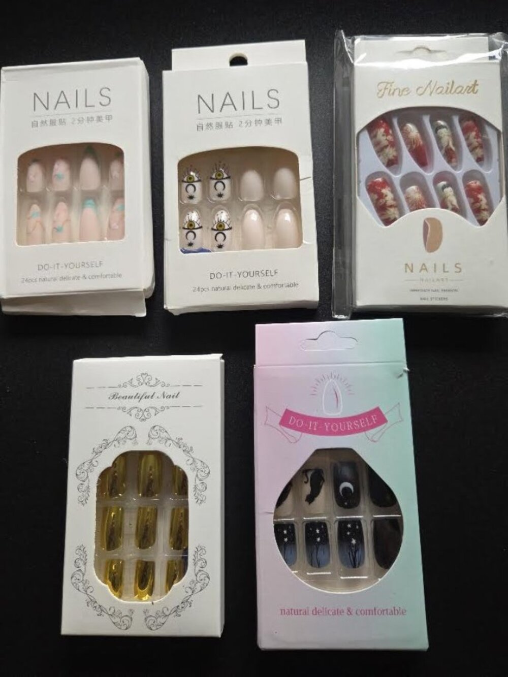Lot of 5 Do It Yourself Press on Nails